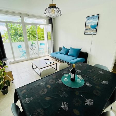 Luminous Apartment With Parking Near The City Center Cenon Bagian luar foto