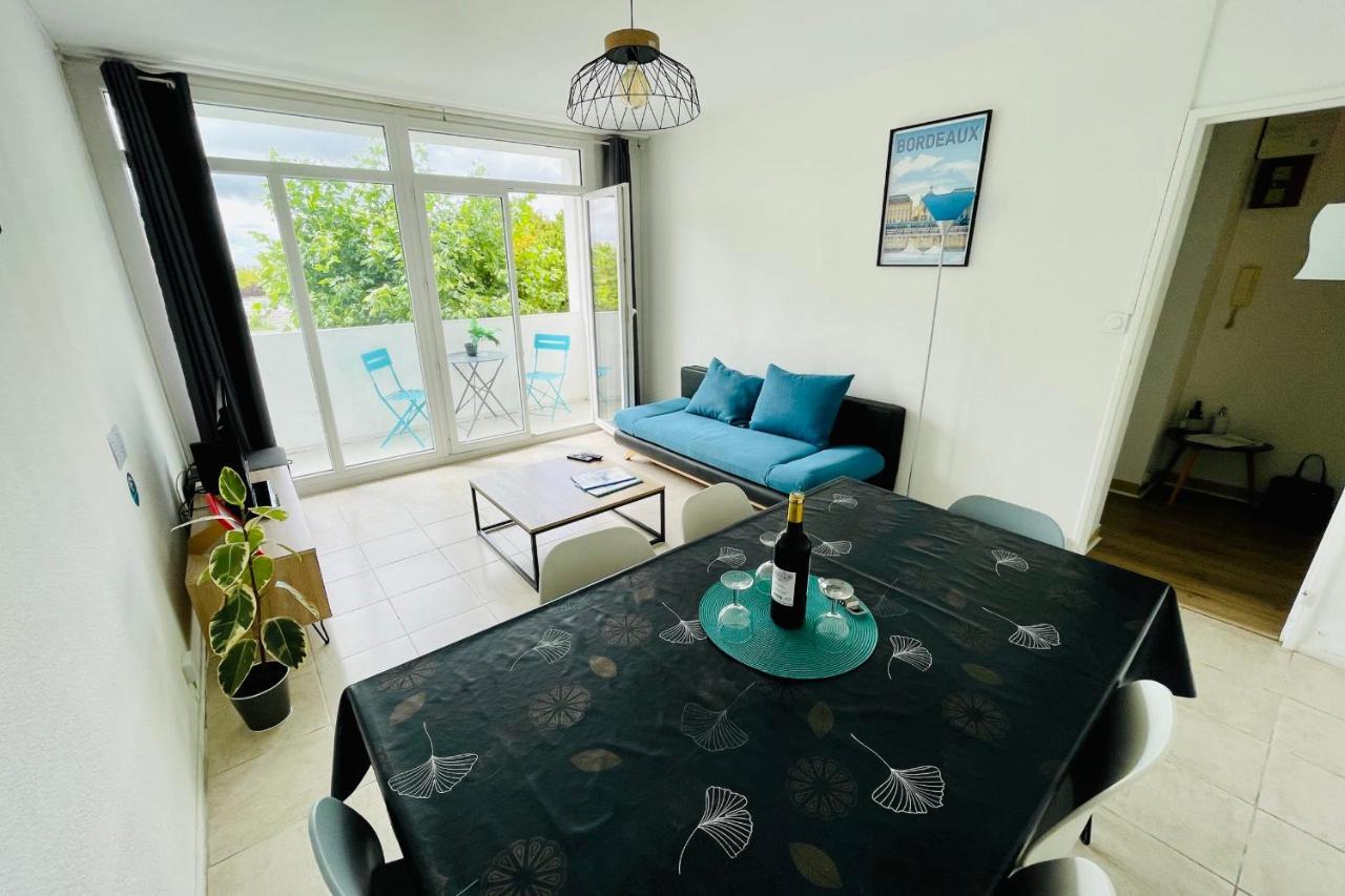 Luminous Apartment With Parking Near The City Center Cenon Bagian luar foto