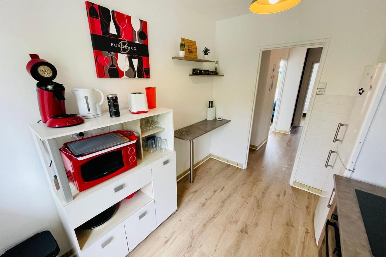 Luminous Apartment With Parking Near The City Center Cenon Bagian luar foto
